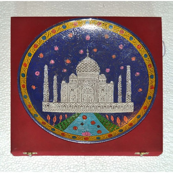 Латунная настенная тарелка с изображением Таджмахала и гравировкой